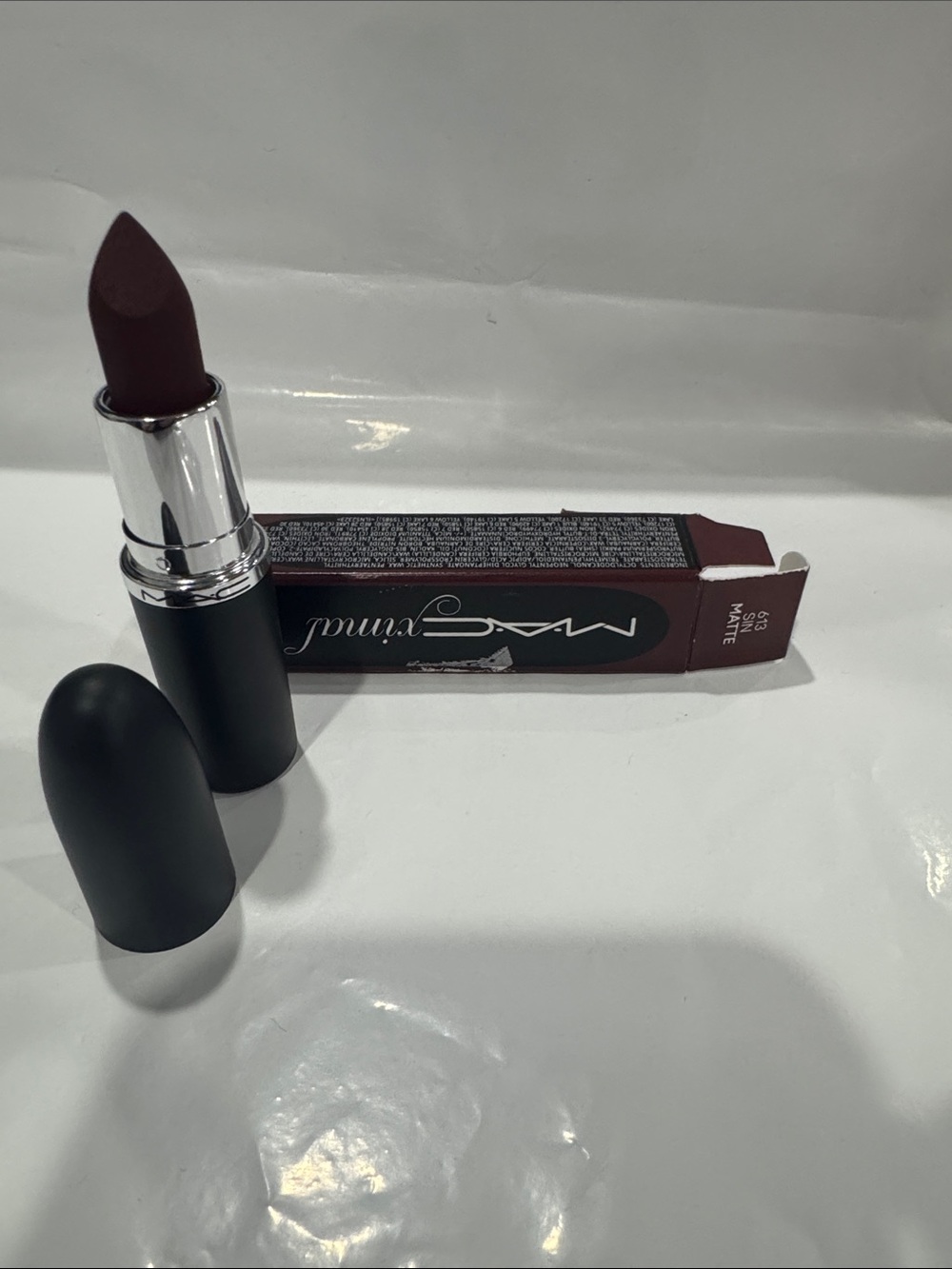 MAC Cosmetics Matte Lipstick in Deep brown 613 sin